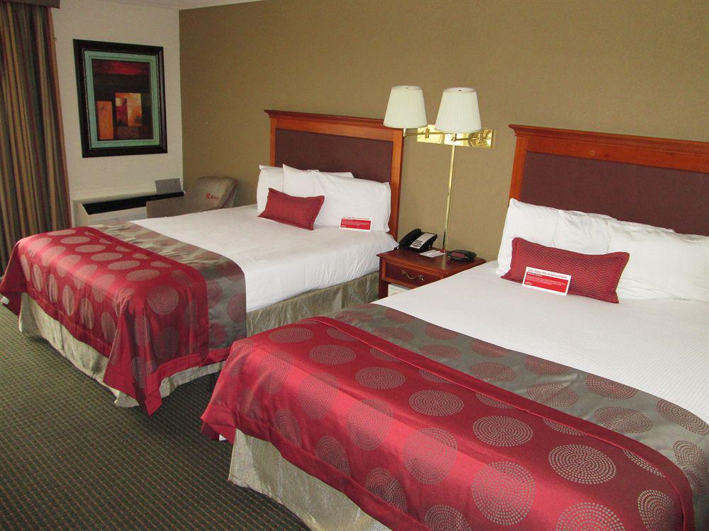 Ramada By Wyndham Houston Intercontinental Airport East 3* Humble