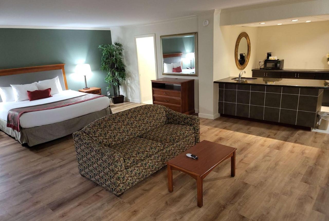 Ramada By Wyndham Houston Intercontinental Airport East Hotel Humble