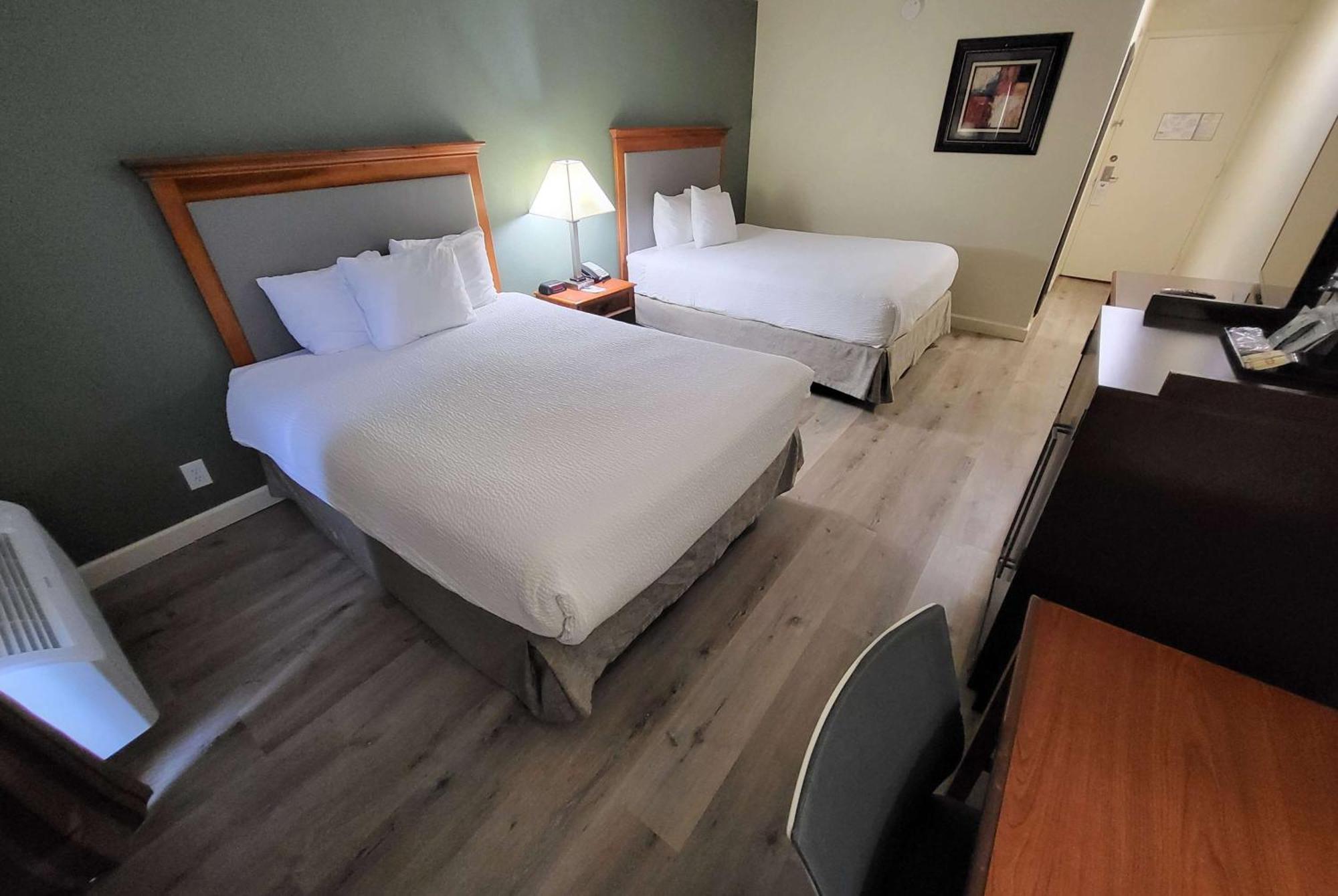Hotel Ramada By Wyndham Houston Intercontinental Airport East 3*